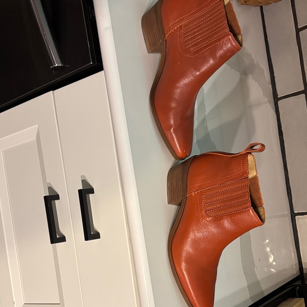 Lucky Brand Women's Brown Ankle Booties